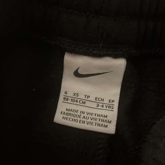 Sweatpants - Picture 2 of 2